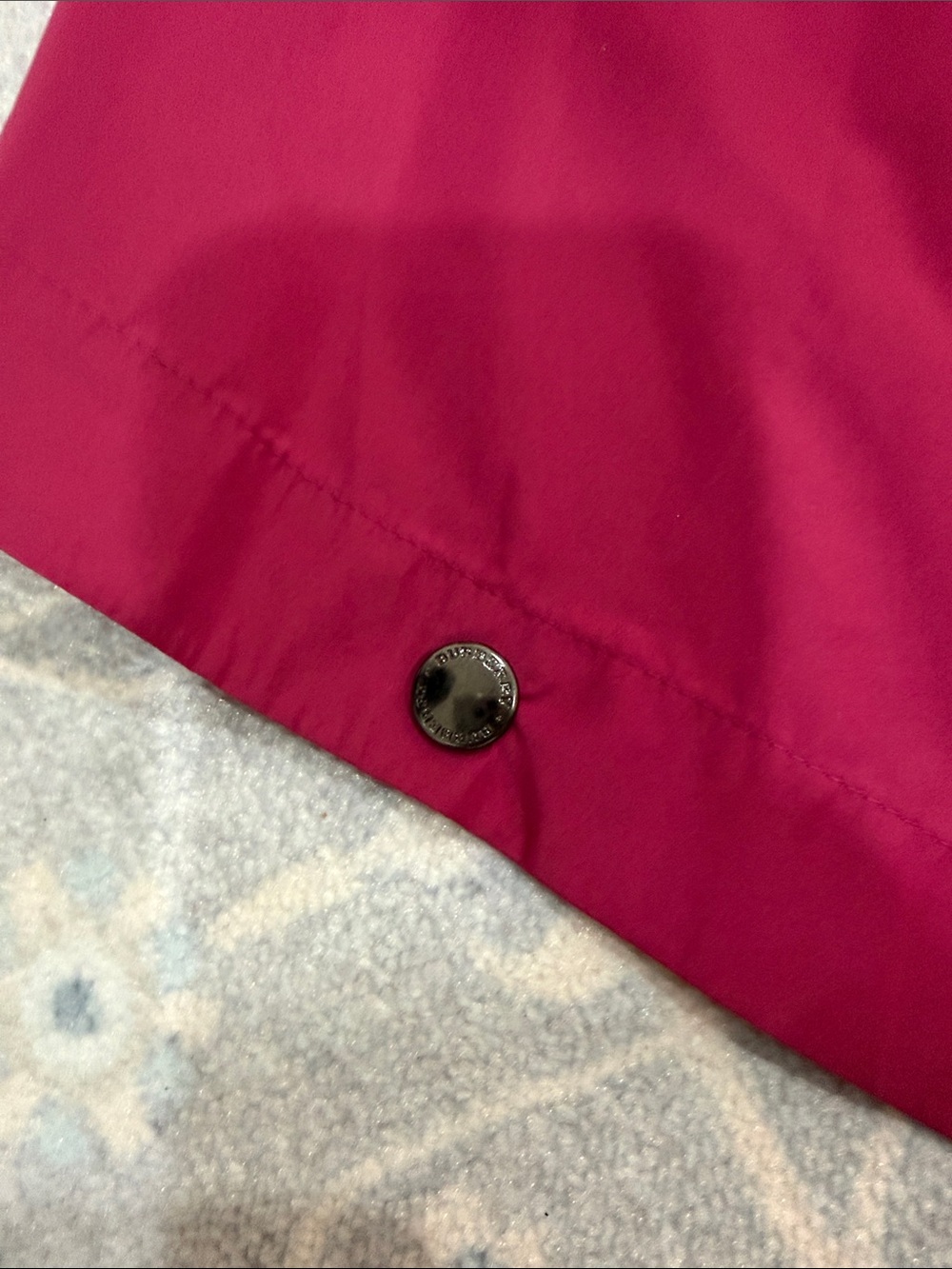 Burberry Rose Magenta Hooded Double-Breasted Rain Cape - Picture 12 of 17